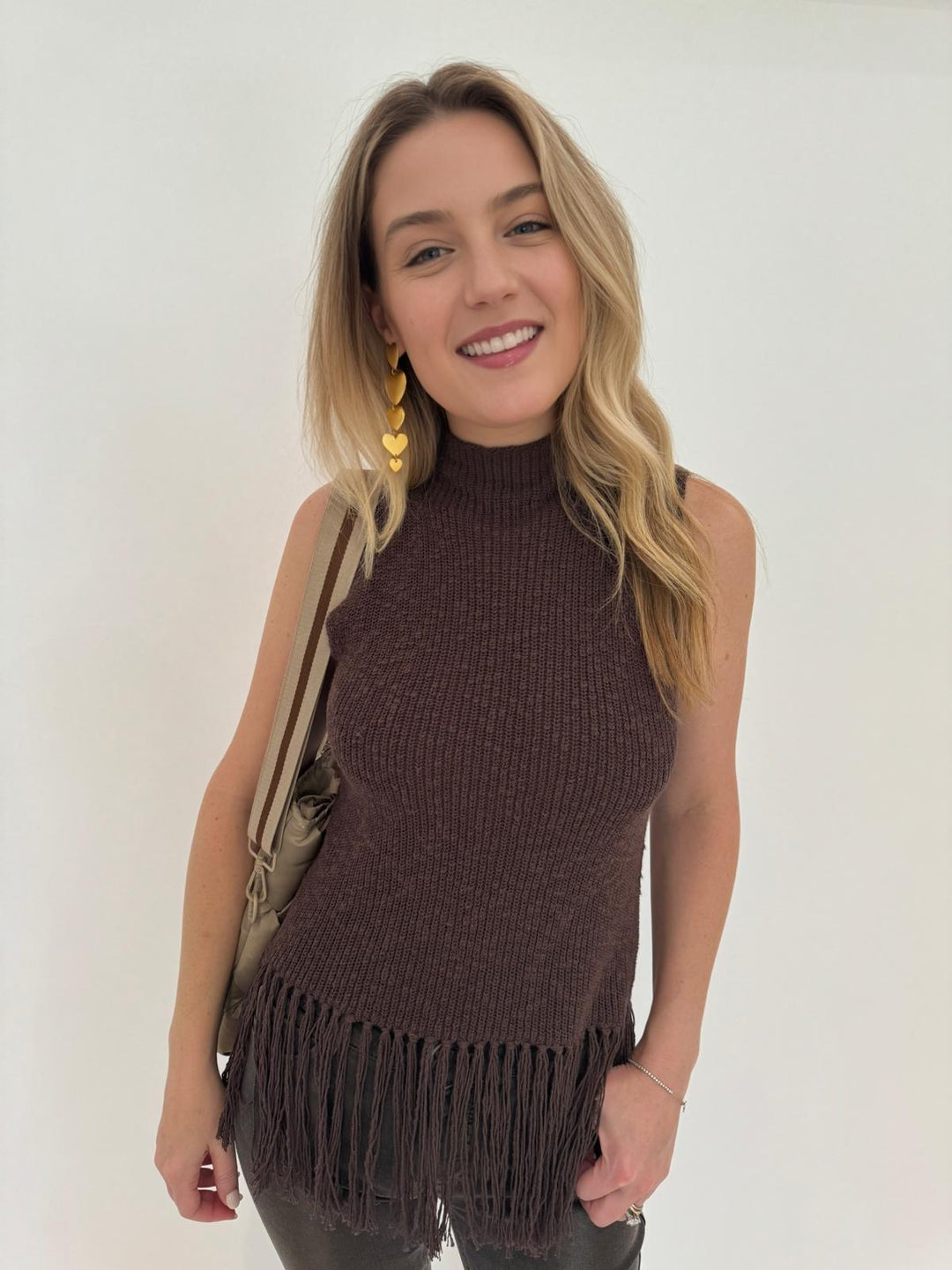 Rails Astrid Fringe Top in Umber paired with 