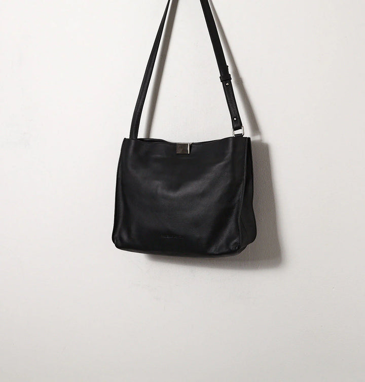 Daniella Lehavi Capri Envelope Leather Bag in Black available at Barbara Katz