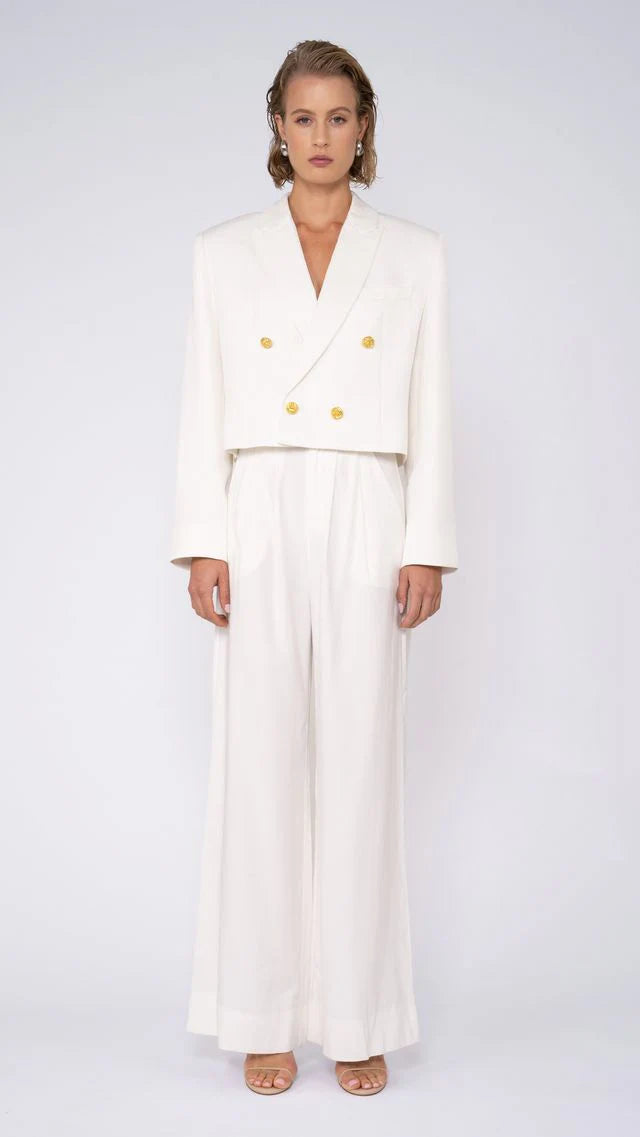 Nonchalant Alana Cropped Blazer - White available at Barbara Katz