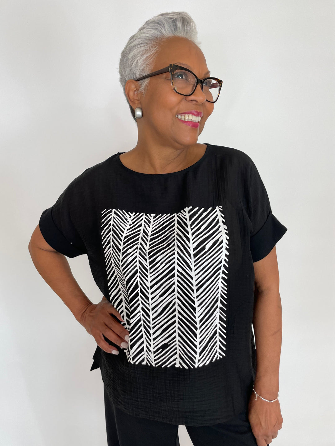 Terra Roxy Graphic Tee in Black available at Barbara Katz