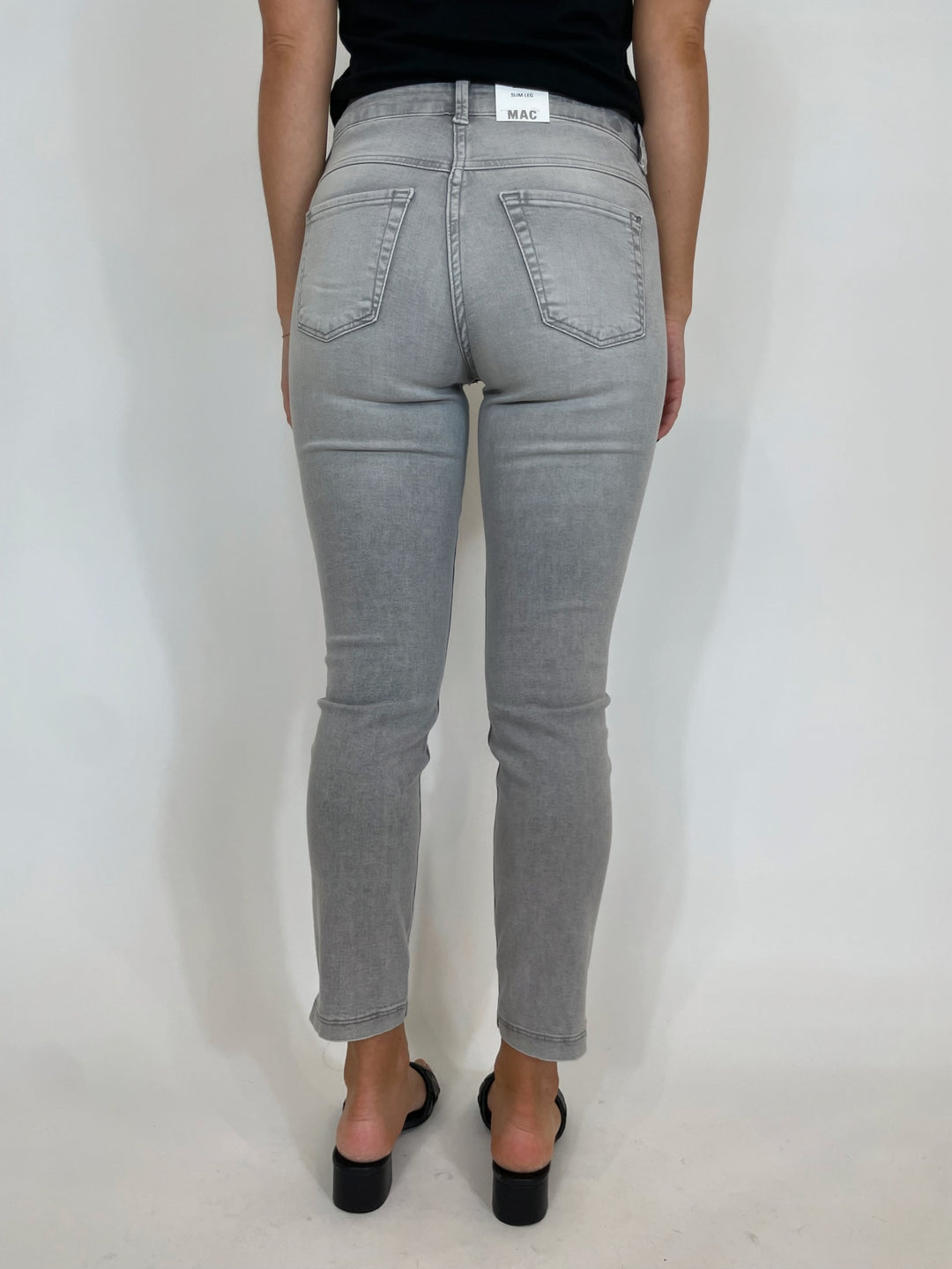 MAC Denim Dream Chic Cropped Jeans in D312 Grey available at Barbara Katz