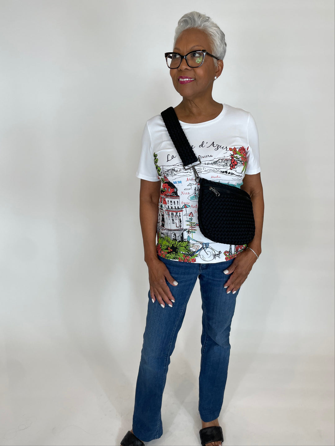 Leo & Ugo La Cote D' Azur Crew Tee in White/Multi paired with Mac Denim, Sol and Selene Ethereal Woven Neoprene Bag in Black available at Barbara Katz