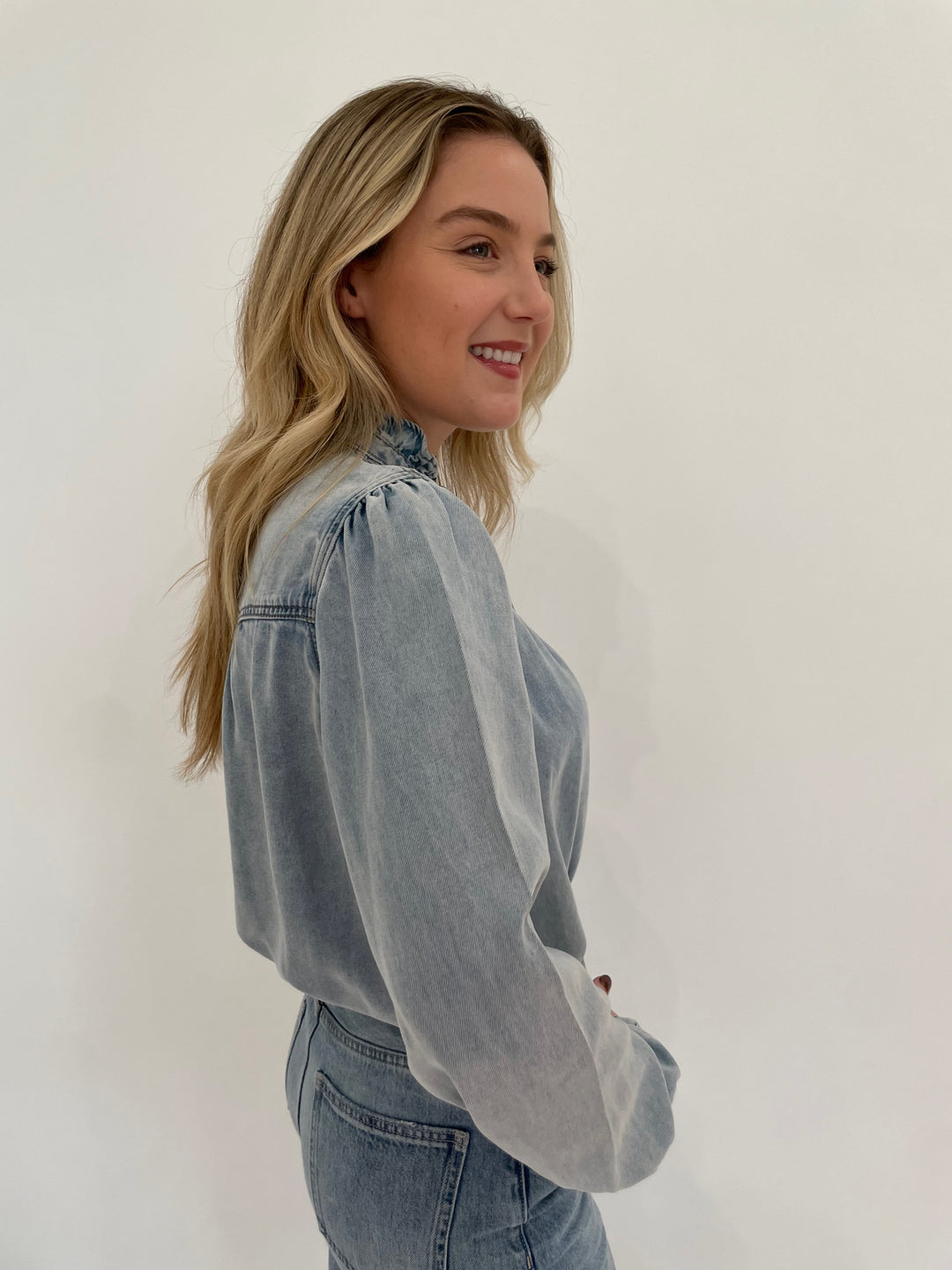 Suncoo Lorena Long Sleeve Blouse in Blue Jean paired with Citizens of Humanity Dahlia Bow Leg Baby Roll Jeans in Ribbon available at Barbara Katz