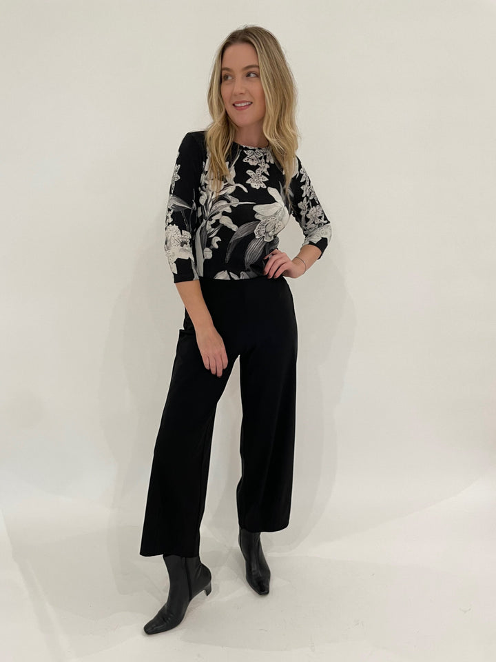 Pashma Orchid Bamboo Silky Shirt in Black/White paired with Raffaello Rossi 7/8 Sally Pants in Black available at Barbara Katz