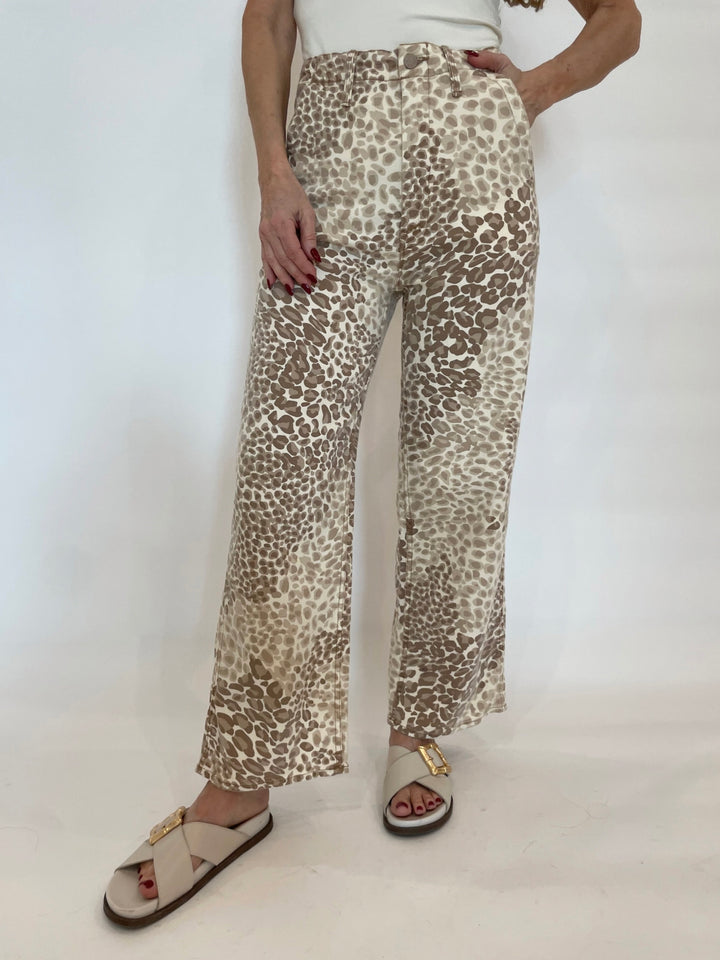 Mother Denim The Major Zip Ankle Pants in Spot On available at Barbara Katz