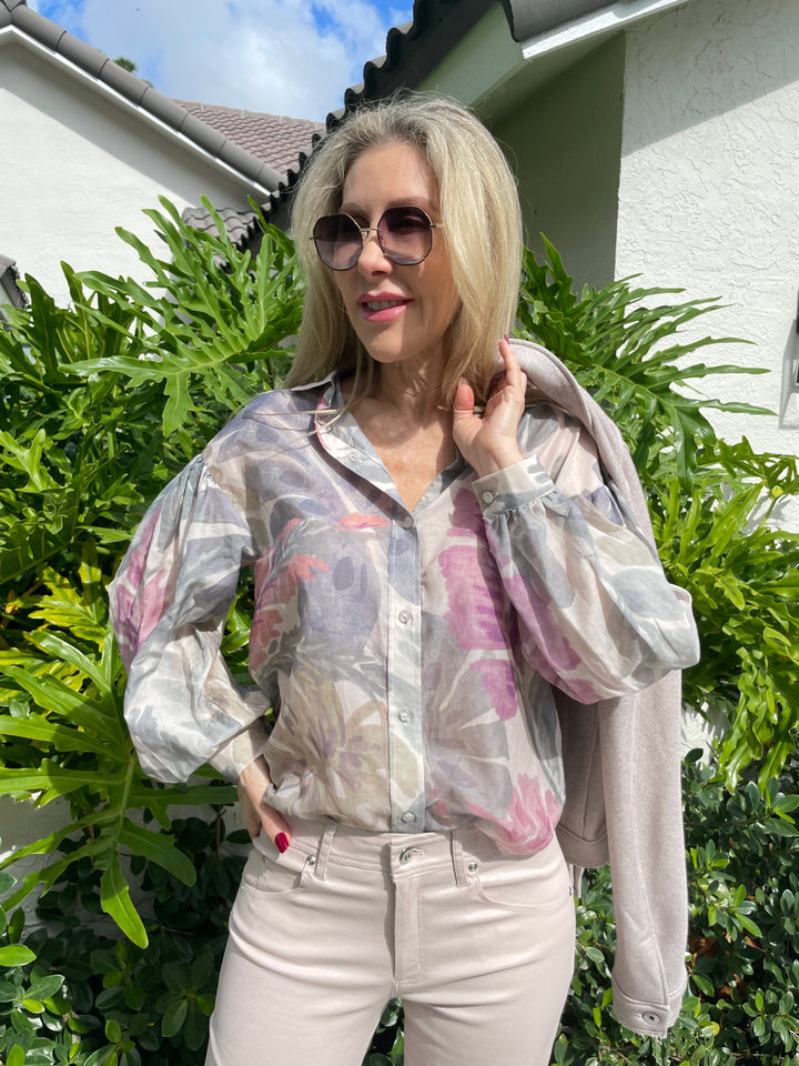 Lola & Sophie Palm Leaf Blouse in Beige  paired with Lola & Sophie Lizzie Foil Denim in Pink available at Barbara Katz