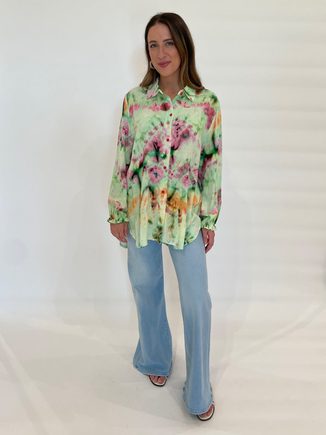 Aldomartins Marga Tie Dye Print Blouse paired with Mother Denim The Roller Sneak Jeans in Ball's In Your Court available at Barbara Katz