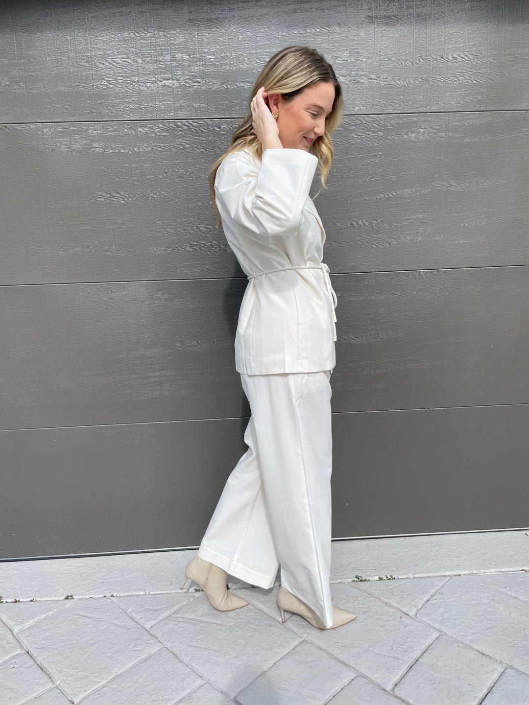 Lilla P. Notch Collar Blazer in Winter White paired with matching Lilla P. Wide Leg Pull-On Pants in Winter White available at Barbara Katz