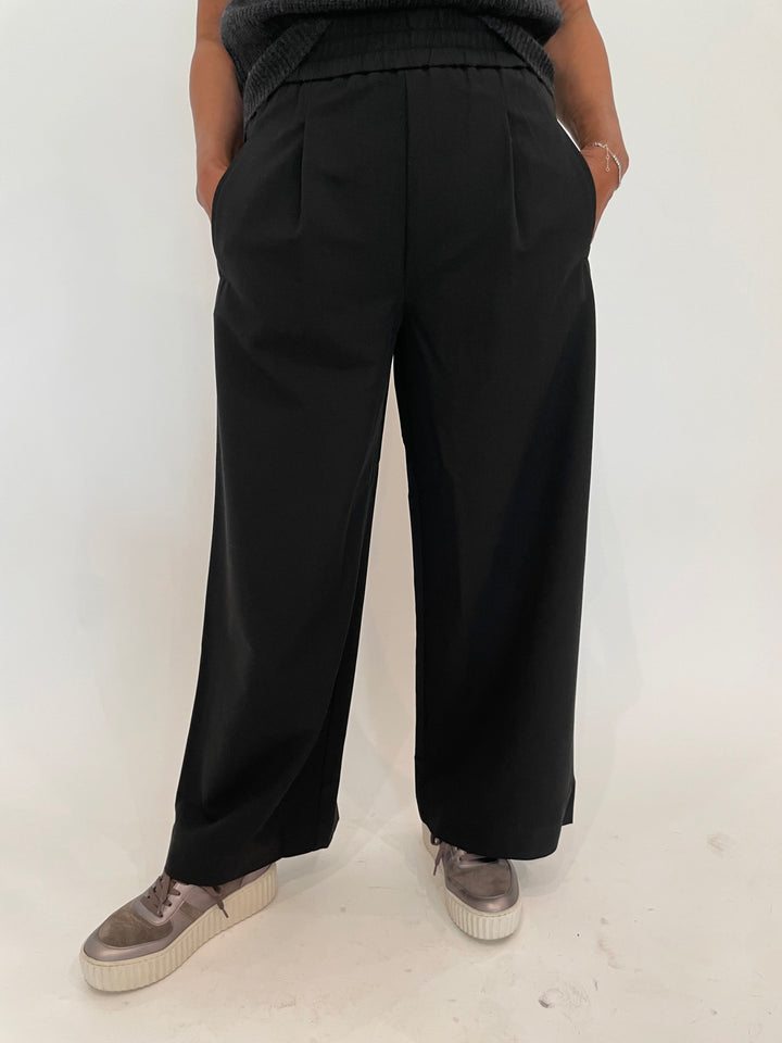 Lilla P. Wide Leg Pull On Pants in Black available at Barbara Katz