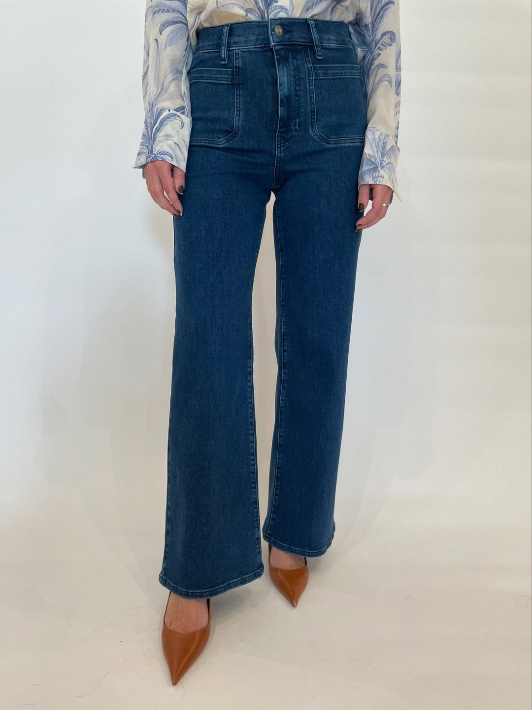 Frame Le Slim Palazzo Modernist Pocket Jeans in Loner available at Barbara Katz