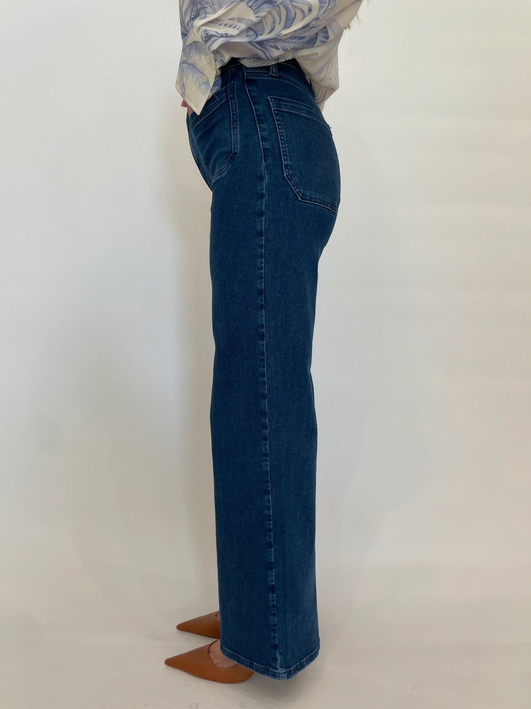 Frame Le Slim Palazzo Modernist Pocket Jeans in Loner available at Barbara Katz