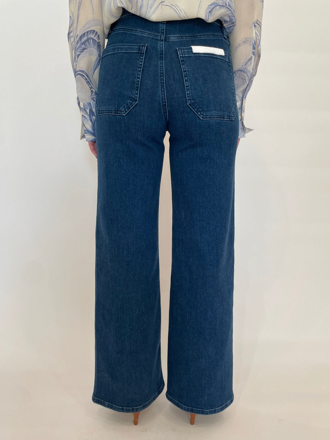 Frame Le Slim Palazzo Modernist Pocket Jeans in Loner available at Barbara Katz