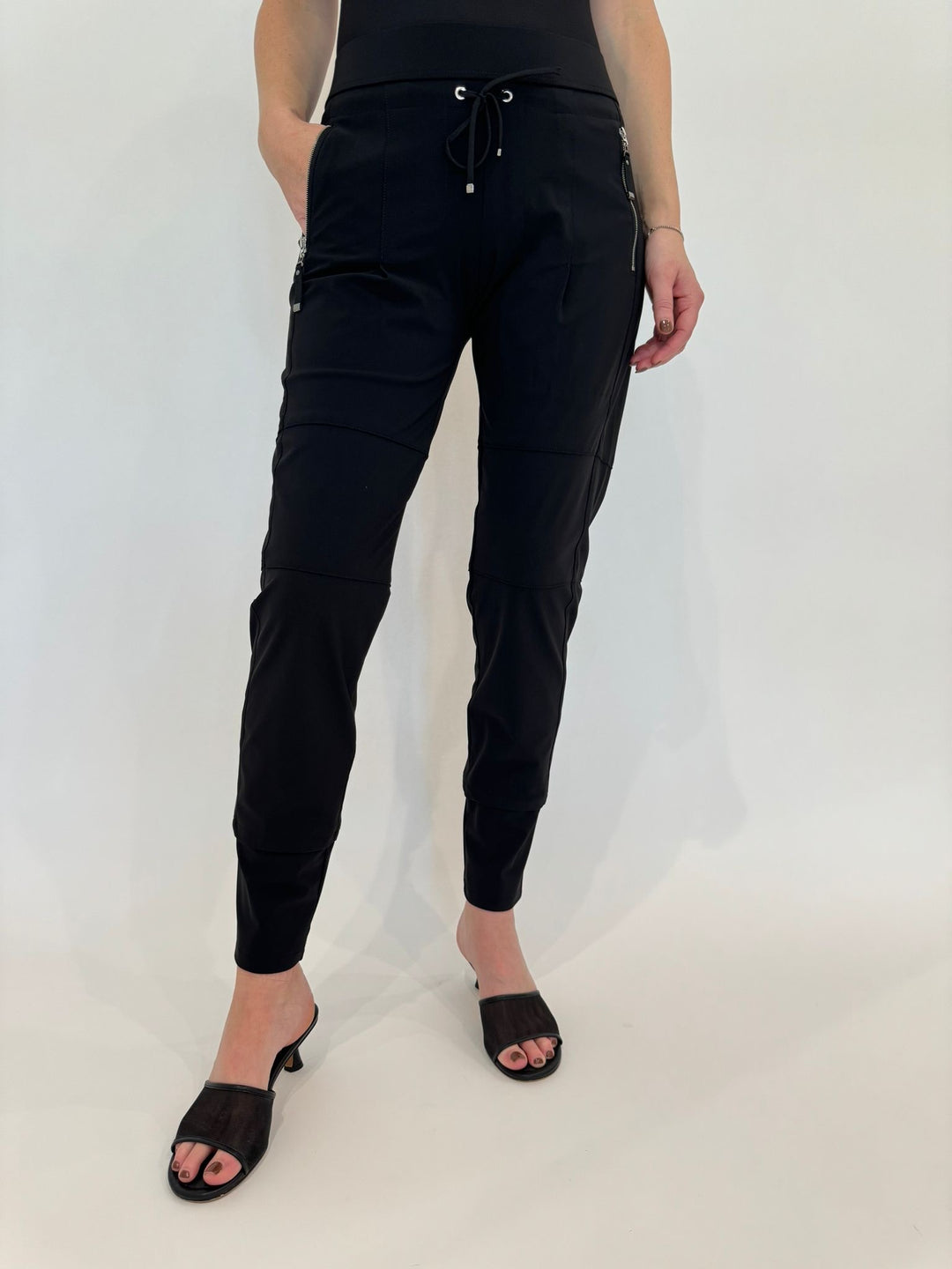 Raffaello Rossi Candy Pants in Black available at Barbara Katz