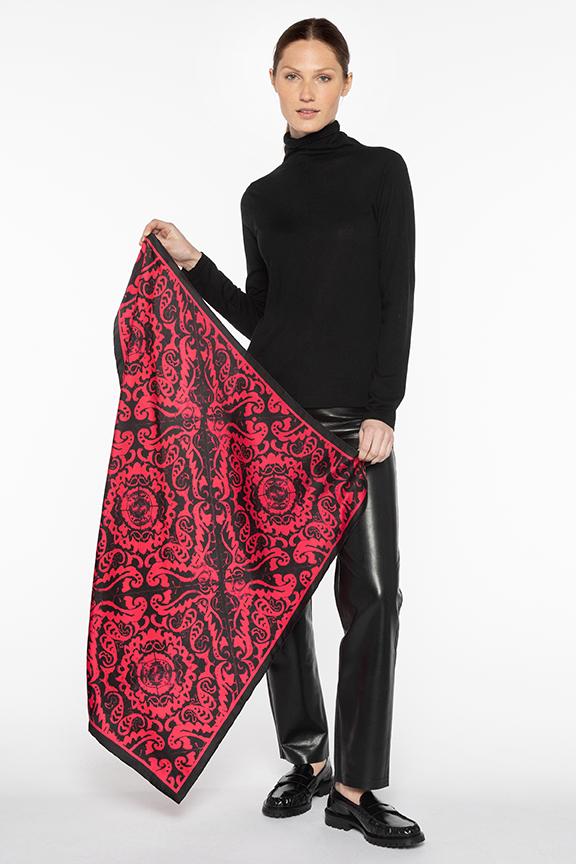 Kinross Lace Paisley Print Scarf in Black Multi