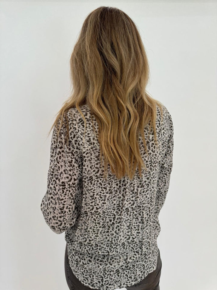 Rails Josephine Long Sleeve Shirt in Charcoal Watercolor Cheetah