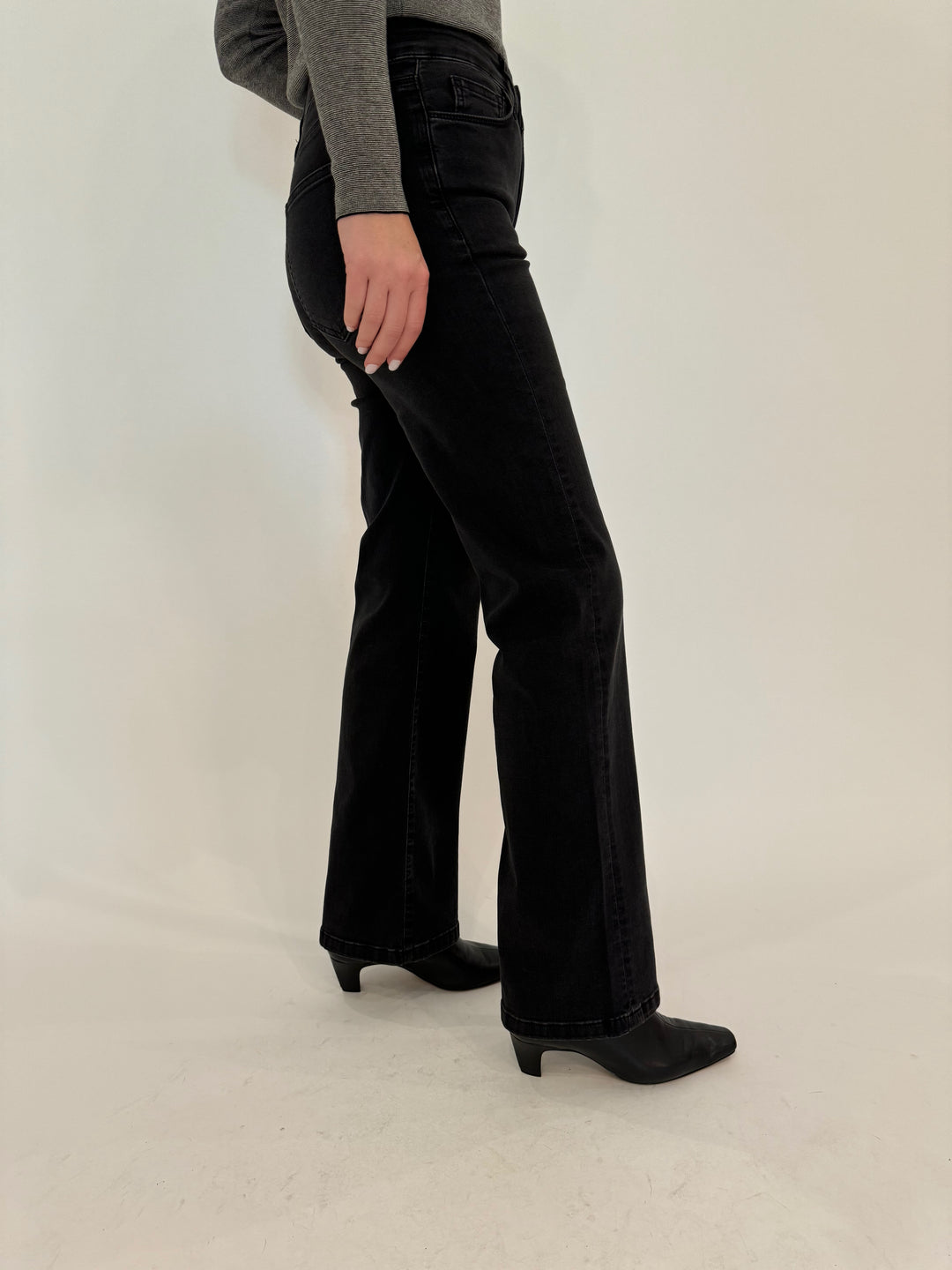 Elliott Lauren Athena Wide Leg Denim Jeans in Washed Black available at Barbara Katz