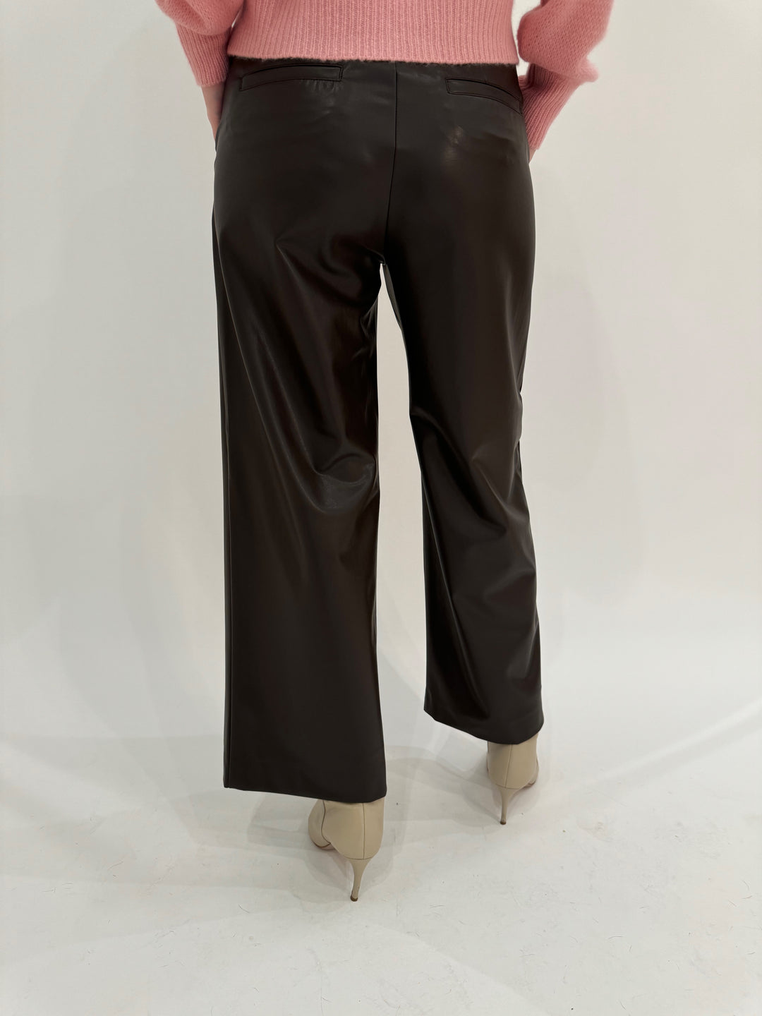 Raffaello Rossi Palina 6/8 Pants in Tabak available at Barbara Katz