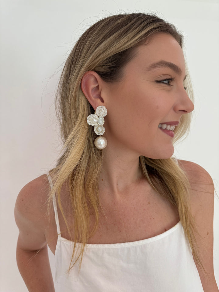 BK Jewelry Fiona Flower & Pearl Earrings - White