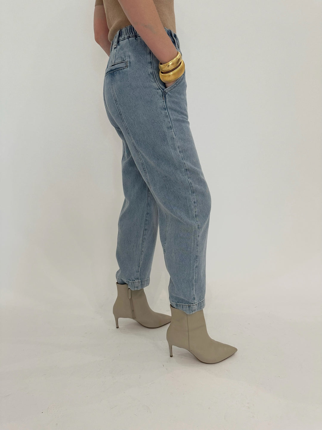 Pistola Court Mid Rise Relaxed Straight Denim Pants in Jardin