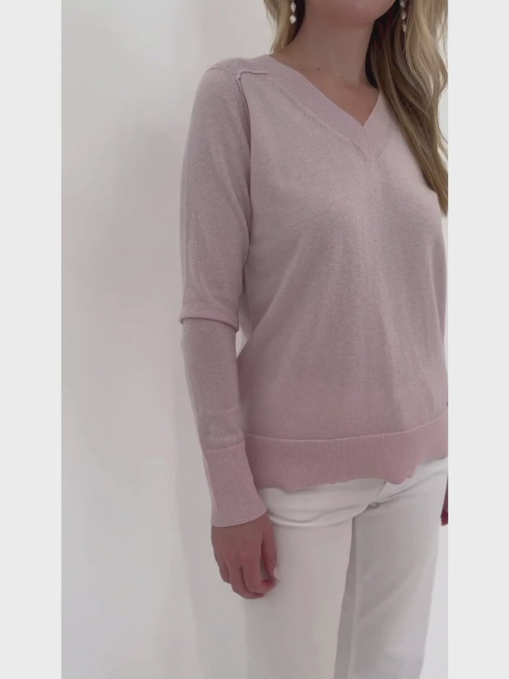 Pure Amici Metallic V-Neck Sweater in Petal paired with MAC Dream Wide Wonderlight Jeans 32" in White Denim